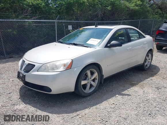 2008 Pontiac G6 GT with VIN 1G2ZH57N184175266, listed as a IAAI auction lot 42102626 with 175,685 mi miles. Bid and sale history available at carsss.com. Image 18.