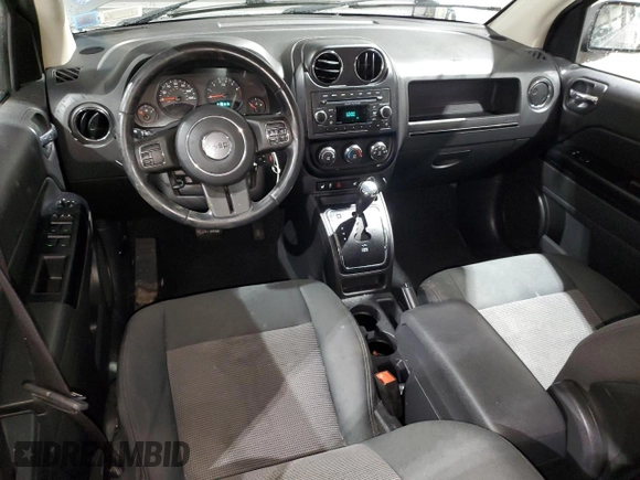 2012 Jeep Compass Latitude with VIN 1C4NJDEB1CD559901, listed as a Copart auction lot 46044185 with 86,000 mi miles and Salvage Title. Bid and sale history available at DreamBid. Image 8.