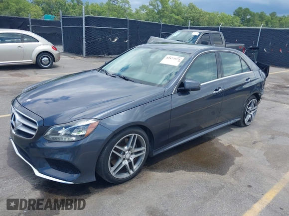 2016 Mercedes-Benz E 350 Sport z VIN WDDHF5KB5GB201488, wystawiony jako IAAI lot #42477574 z przebiegiem 107 279 mil mil oraz . Historia ofert i sprzedaży dostępna na DreamBid. Obrazek 17.