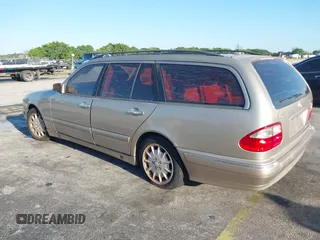2001 Mercedes-Benz E-Class with VIN WDBJH65J41B225835, listed as a IAAI auction lot 41747129 with 193,071 mi miles. Bid and sale history available at carsss.com. Image 3.