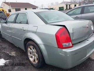 2006 Chrysler 300 Touring with VIN 2C3KA53GX6H134065, listed as a IAAI auction lot 41584131 with Not Provided miles. Bid and sale history available at carsss.com. Image 3.