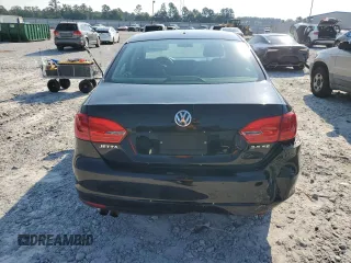 2012 Volkswagen Jetta SE z VIN 3VWDX7AJXCM421946, wystawiony jako Copart lot #62130895 z przebiegiem 133 567 mil mil oraz Szkoda całkowita • Salvage title. Historia ofert i sprzedaży dostępna na DreamBid. Obrazek 6.