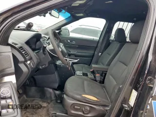2016 Ford Police Interceptor Utility z VIN 1FM5K8AR5GGD16437, wystawiony jako Copart lot #55273485 z przebiegiem 134 199 mil mil oraz Czysty tytuł • Clean title. Historia ofert i sprzedaży dostępna na DreamBid. Obrazek 7.