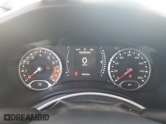 2020 Jeep Renegade Altitude with VIN ZACNJABB4LPL70631, listed as a Copart auction lot 87851985 with 76,442 mi miles and Clean Title. Bid and sale history available at DreamBid. Image 9.
