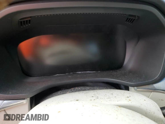 2020 Volvo XC60 Momentum z VIN YV4102DKXL1411297, wystawiony jako Copart lot #74374534 z przebiegiem Nie podano mil oraz Nie do naprawy • Non repairable. Historia ofert i sprzedaży dostępna na DreamBid. Obrazek 9.