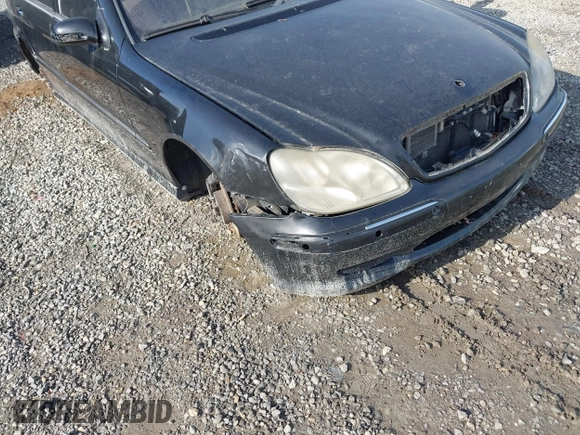 2001 Mercedes-Benz S-Class with VIN WDBNG75J91A161971, listed as a IAAI auction lot 41923964 with 1 mi miles. Bid and sale history available at carsss.com. Image 6.