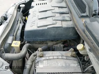 2009 Dodge Grand Caravan SXT z VIN 2D8HN54XX9R616916, wystawiony jako IAAI lot #42816375 z przebiegiem 268 444 mil mil oraz . Historia ofert i sprzedaży dostępna na DreamBid. Obrazek 16.