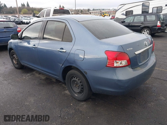 2008 Toyota Yaris with VIN JTDBT923781273759, listed as a IAAI auction lot 41819586 with 161,204 mi miles and . Bid and sale history available at carsss.com. Image 3.