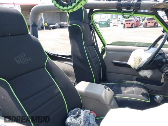 2004 Jeep Wrangler Sahara с VIN 1J4FA59S44P704878, выставлен на аукционе IAAI как лот 42226255 с пробегом 88 886 миль миль и . История ставок и продаж доступна на DreamBid. Изображение 5.