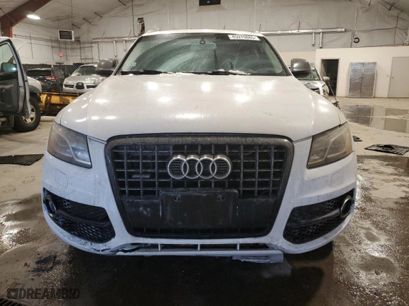 2011 Audi Q5 3.2L Premium Plus with VIN WA1DKAFP1BA014910, listed as a Copart auction lot 45976885 with 147,704 mi miles and Non Repairable. Bid and sale history available at carsss.com. Image 5.