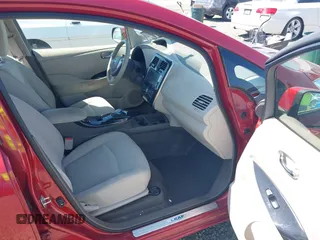 2012 Nissan LEAF SL with VIN JN1AZ0CP0CT025747, listed as a IAAI auction lot 42021121 with 50,344 mi miles. Bid and sale history available at carsss.com. Image 5.