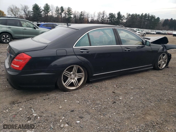 2013 Mercedes-Benz S-Class S 550 with VIN WDDNG7DB7DA511247, listed as a Copart auction lot 81468634 with 131,077 mi miles and Salvage Title. Bid and sale history available at carsss.com. Image 3.