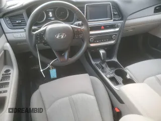 2018 Hyundai Sonata Hybrid SE with VIN KMHE24L3XJA078628, listed as a Copart auction lot 85949024 with 127,444 mi miles and Clean Title. Bid and sale history available at carsss.com. Image 8.