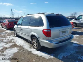 2001 Dodge Caravan Sport with VIN 2B4GP44R11R287279, listed as a IAAI auction lot 41589869 with 1 mi miles. Bid and sale history available at carsss.com. Image 3.