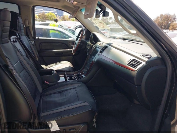 2007 Cadillac Escalade z VIN 1GYFK63887R127376, wystawiony jako IAAI lot #42150261 z przebiegiem 165 849 mil mil oraz . Historia ofert i sprzedaży dostępna na DreamBid. Obrazek 5.