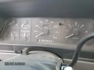 1994 Ford Explorer Eddie Bauer z VIN 1FMDU34X1RUA09337, wystawiony jako Copart lot #87915175 z przebiegiem 77 989 mil mil oraz Szkoda całkowita • Salvage title. Historia ofert i sprzedaży dostępna na DreamBid. Obrazek 9.