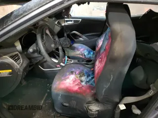 2013 Hyundai Veloster w/Black Int с VIN KMHTC6AD7DU162534, выставлен на аукционе Copart как лот 54061425 с пробегом Не указан миль и Списание • Salvage title. История ставок и продаж доступна на DreamBid. Изображение 7.