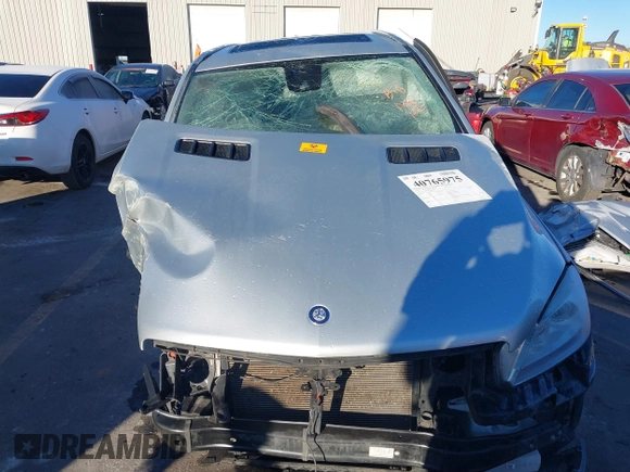 2015 Mercedes-Benz M 350 with VIN 4JGDA5HB4FA595001, listed as a IAAI auction lot 40765975 with Not provided miles and . Bid and sale history available at DreamBid. Image 12.