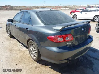 2004 Mazda Mazda6 s with VIN 1YVFP80D645N16762, listed as a IAAI auction lot 41854938 with 186,760 mi miles. Bid and sale history available at carsss.com. Image 3.