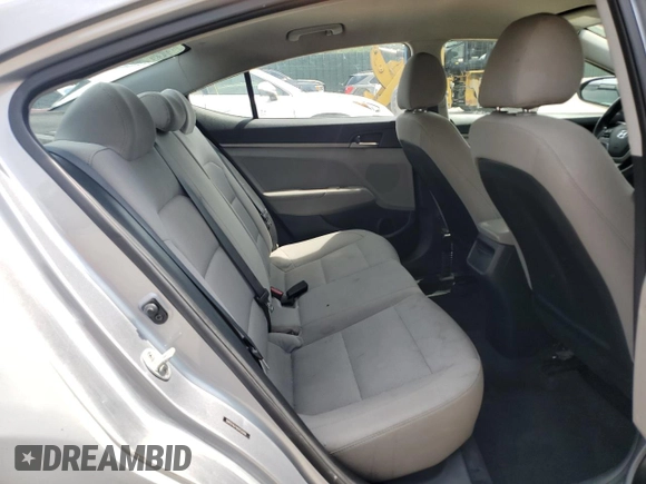 2017 Hyundai Elantra SE z VIN 5NPD74LF4HH151846, wystawiony jako Copart lot #56377315 z przebiegiem 176 200 mil mil oraz Szkoda całkowita • Salvage title. Historia ofert i sprzedaży dostępna na DreamBid. Obrazek 10.