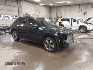 2020 Audi Q5 Premium with VIN WA1ANAFY8L2080935, listed as a IAAI auction lot 41148067 with 49,107 mi miles. Bid and sale history available at carsss.com. Image 1.