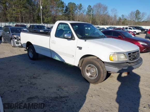 2001 Ford F-150 XL z VIN 1FTRF17W81NA20197, wystawiony jako IAAI lot #41650417 z przebiegiem 402 114 mil mil oraz . Historia ofert i sprzedaży dostępna na DreamBid. Obrazek 1.
