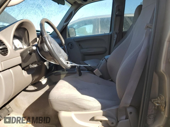 2004 Jeep Liberty Sport with VIN 1J4GK48K64W153128, listed as a Copart auction lot 75900124 with 205,257 mi miles and Non Repairable. Bid and sale history available at DreamBid. Image 7.