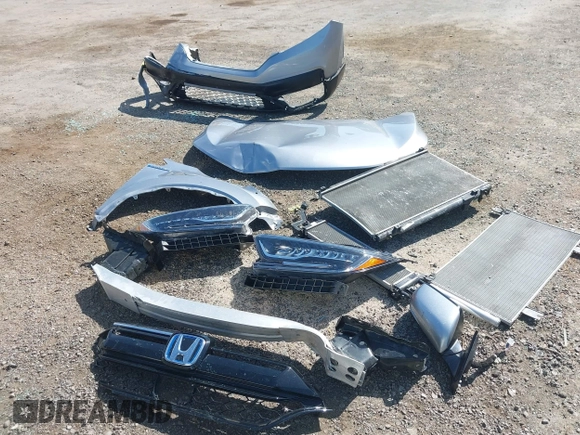 2020 Honda CR-V EX with VIN 7FART6H53LE004913, listed as a IAAI auction lot 42072796 with 40,239 mi miles and . Bid and sale history available at DreamBid. Image 12.
