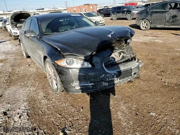 2014 Jaguar XJ with VIN SAJWJ2GD6E8V73491, listed as a Copart auction lot 42472345 with 68,747 mi miles and Salvage Title. Bid and sale history available at carsss.com. Image 11.