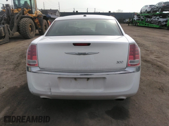 2014 Chrysler 300 z VIN 2C3CCAAGXEH171383, wystawiony jako IAAI lot #42006022 z przebiegiem 144 981 mil mil oraz . Historia ofert i sprzedaży dostępna na DreamBid. Obrazek 16.
