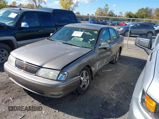 1998 Toyota Avalon XL with VIN 4T1BF18BXWU270417, listed as a IAAI auction lot 40597252 with 278,211 mi miles and . Bid and sale history available at DreamBid. Image 2.