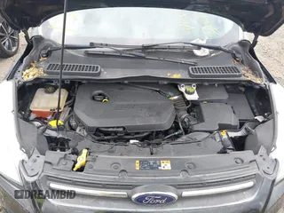 2015 Ford Escape SE with VIN 1FMCU0GXXFUA40927, listed as a IAAI auction lot 40735395 with Not Provided miles. Bid and sale history available at carsss.com. Image 10.