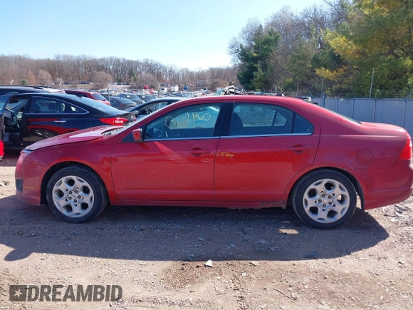 2010 Ford Fusion SE with VIN 3FAHP0HA7AR345092, listed as a IAAI auction lot 41910241 with 135,805 mi miles. Bid and sale history available at carsss.com. Image 14.