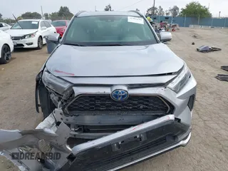 2023 Toyota RAV4 SE with VIN JTMAB3FV2PD152500, listed as a IAAI auction lot 42405116 with 33,777 mi miles and . Bid and sale history available at DreamBid. Image 12.