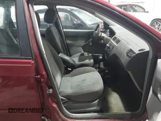 2007 Ford Focus SE with VIN 1FAFP36N27W114833, listed as a IAAI auction lot 41221756 with 224,498 mi miles and . Bid and sale history available at carsss.com. Image 5.