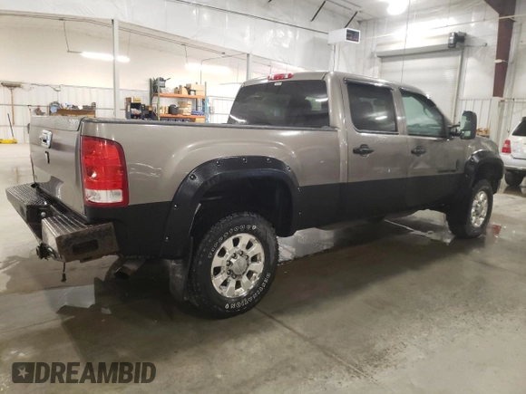 2012 GMC Sierra 2500HD SLT с VIN 1GT121EGXCF156087, выставлен на аукционе Copart как лот 56414505 с пробегом 140 909 миль миль и Списание • Salvage title. История ставок и продаж доступна на DreamBid. Изображение 3.