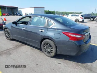 2018 Nissan Altima SR with VIN 1N4AL3AP8JC224924, listed as a IAAI auction lot 42145463 with 124,748 mi miles and . Bid and sale history available at carsss.com. Image 3.
