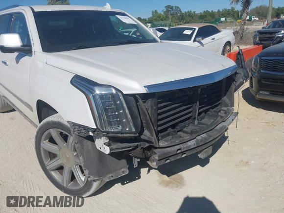 2018 Cadillac Escalade ESV Premium Luxury z VIN 1GYS3JKJ9JR167878, wystawiony jako IAAI lot #41739565 z przebiegiem 158 230 mil mil oraz . Historia ofert i sprzedaży dostępna na DreamBid. Obrazek 17.