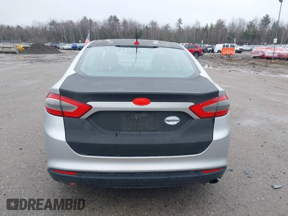 2014 Ford Fusion SE with VIN 1FA6P0HD4E5352723, listed as a IAAI auction lot 42011460 with 118,561 mi miles. Bid and sale history available at carsss.com. Image 15.