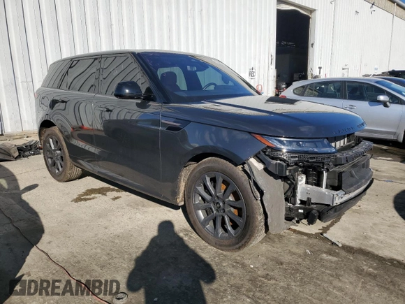 2023 Land Rover Range Rover Sport SE Dynamic with VIN SAL1L9FU8PA111015, listed as a Copart auction lot 86346584 with 17,500 mi miles and Salvage Title. Bid and sale history available at carsss.com. Image 4.