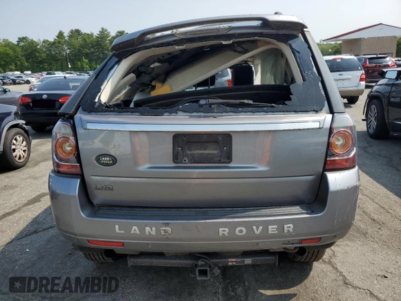 2013 Land Rover LR2 z VIN SALFR2BG0DH376008, wystawiony jako Copart lot #59855425 z przebiegiem Nie podano mil oraz Szkoda całkowita • Salvage title. Historia ofert i sprzedaży dostępna na DreamBid. Obrazek 6.