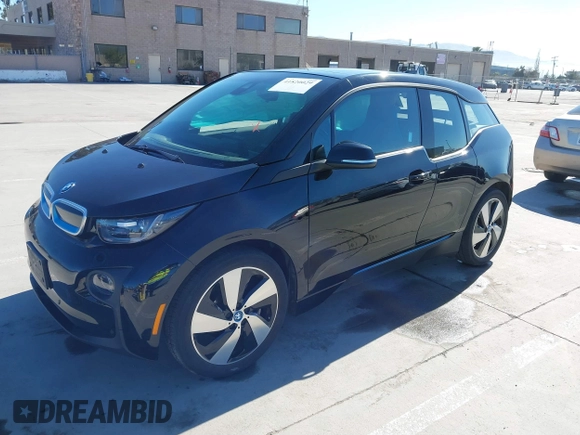 2017 BMW i3 z VIN WBY1Z8C54HV889592, wystawiony jako IAAI lot #41820029 z przebiegiem 50 530 mil mil oraz . Historia ofert i sprzedaży dostępna na DreamBid. Obrazek 17.