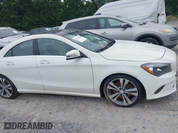 2018 Mercedes-Benz CLA 250 z VIN WDDSJ4EBXJN514990, wystawiony jako IAAI lot #42442189 z przebiegiem 120 236 mil mil oraz . Historia ofert i sprzedaży dostępna na DreamBid. Obrazek 13.