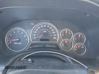 2005 GMC Envoy SLE with VIN 1GKET16S056147701, listed as a IAAI auction lot 41263739 with 179,455 mi miles. Bid and sale history available at carsss.com. Image 7.