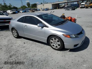 2008 Honda Civic Cpe LX with VIN 2HGFG12608H548361, listed as a Copart auction lot 52218835 with 103,052 mi miles and Clean Title. Bid and sale history available at carsss.com. Image 4.
