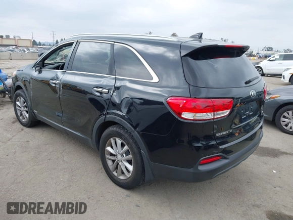 2016 Kia Sorento LX with VIN 5XYPGDA39GG153135, listed as a IAAI auction lot 41903352 with 144,557 mi miles. Bid and sale history available at carsss.com. Image 3.
