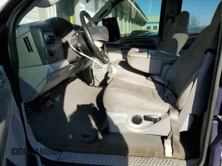 2007 Ford F-250 XL с VIN 1FTSW21517EA30618, выставлен на аукционе Copart как лот 84544734 с пробегом Не указан миль и Списание • Salvage title. История ставок и продаж доступна на DreamBid. Изображение 7.