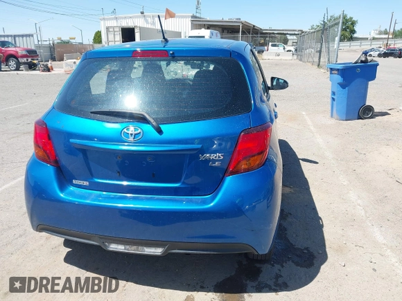 2015 Toyota Yaris L z VIN VNKKTUD36FA036488, wystawiony jako IAAI lot #42307446 z przebiegiem 108 560 mil mil oraz . Historia ofert i sprzedaży dostępna na DreamBid. Obrazek 16.
