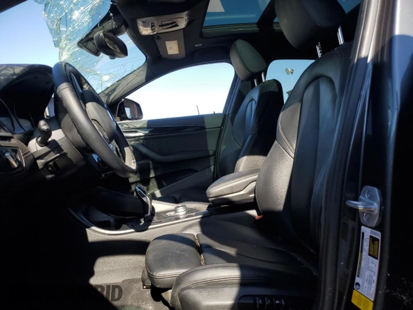 2021 BMW X2 sDrive28i with VIN WBXYH9C00M5S76654, listed as a Copart auction lot 42705965 with 45,103 mi miles and Clean Title. Bid and sale history available at carsss.com. Image 7.