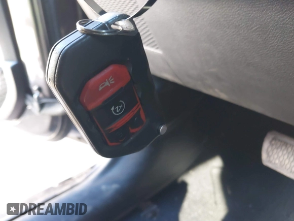 2018 Jeep Wrangler Unlimited Sport S с VIN 1C4HJXDG6JW110338, выставлен на аукционе IAAI как лот 39819803 с пробегом 100 514 миль миль и . История ставок и продаж доступна на DreamBid. Изображение 11.